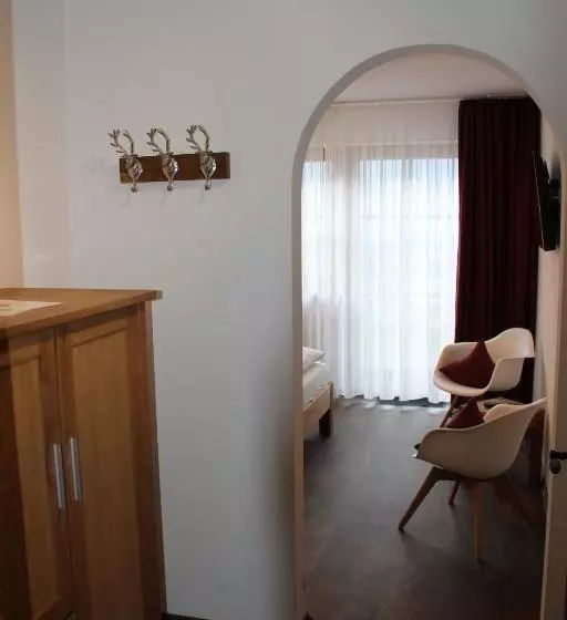 ホテル Garni Schlossblick