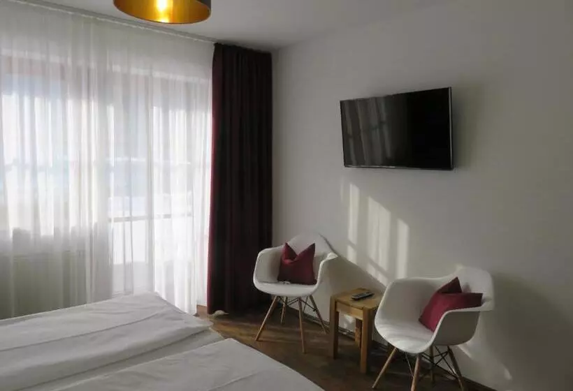 ホテル Garni Schlossblick