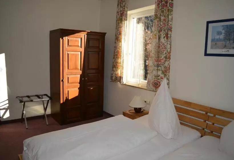 ホテル Garni Schlossblick