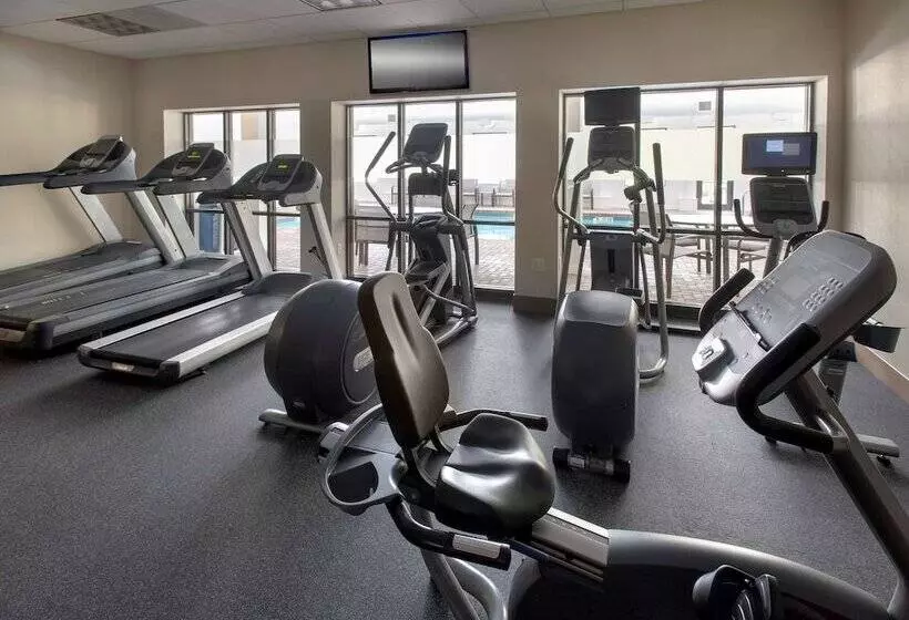 Hotel Hampton Inn Bostonlogan Airport