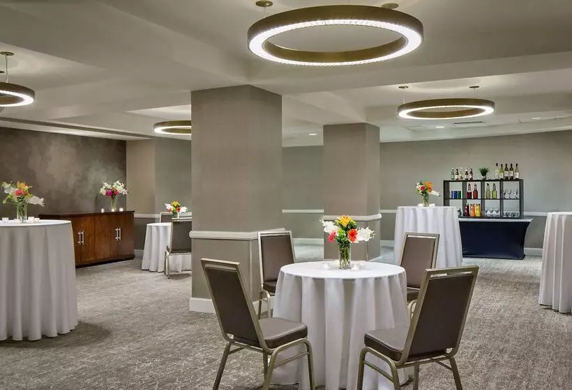 Otel Hyatt Regency Cleveland At The Arcade