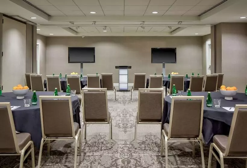 Otel Hyatt Regency Cleveland At The Arcade