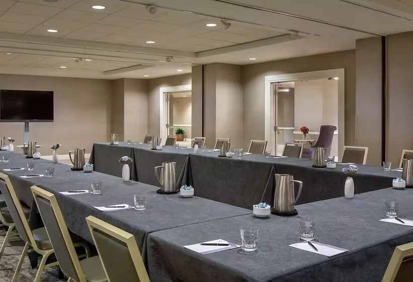 Otel Hyatt Regency Cleveland At The Arcade