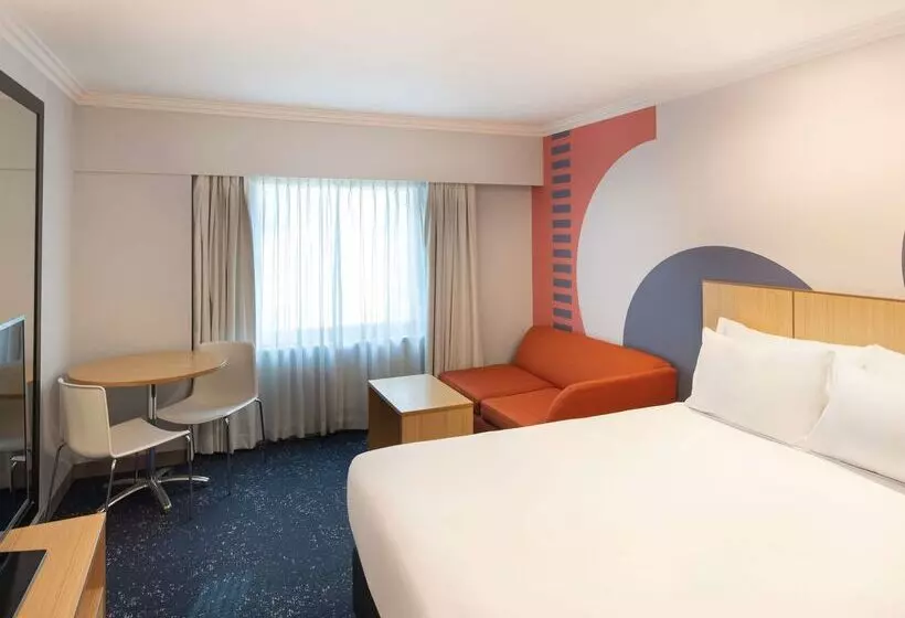 בית מלון כפרי Ibis Styles Sydney Central