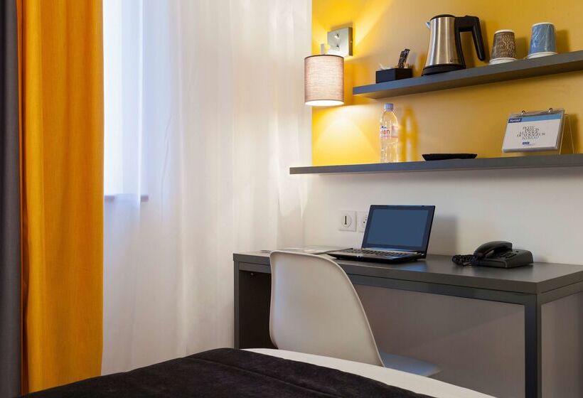 Hotel Kyriad Tours  St Pierre Des Corps  Gare