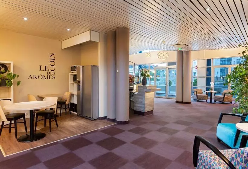 ホテル Kyriad Tours  St Pierre Des Corps  Gare