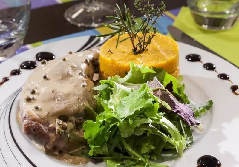 ホテル Kyriad Tours  St Pierre Des Corps  Gare