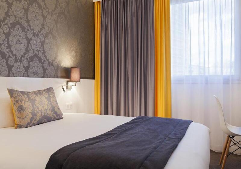 Hotel Kyriad Tours  St Pierre Des Corps  Gare