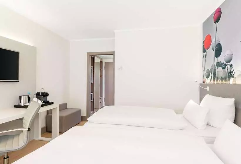 هتل NH Collection Berlin Mitte Am Checkpoint Charlie