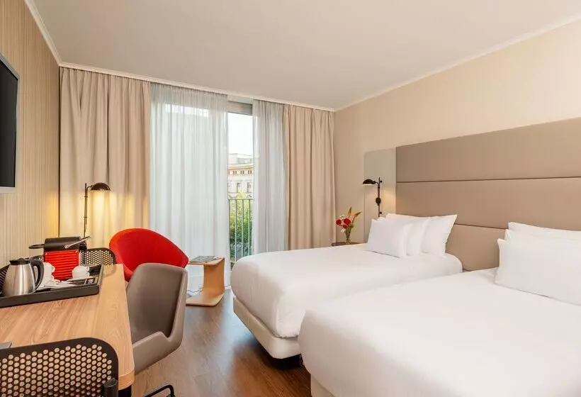 هتل NH Collection Berlin Mitte Am Checkpoint Charlie