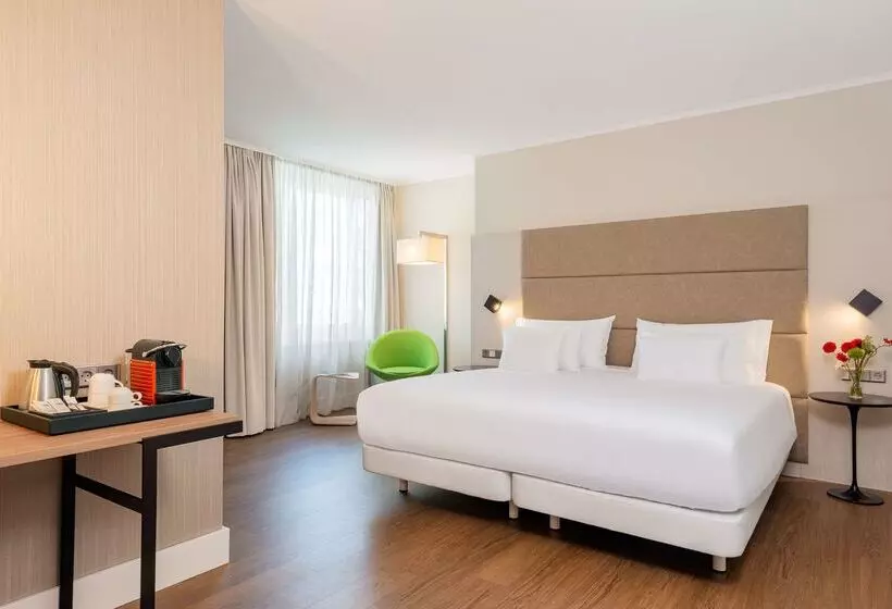 هتل NH Collection Berlin Mitte Am Checkpoint Charlie