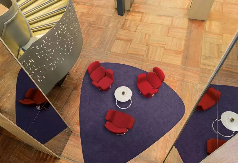 هتل NH Collection Berlin Mitte Am Checkpoint Charlie