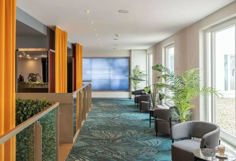 هتل NH Collection Berlin Mitte Am Checkpoint Charlie