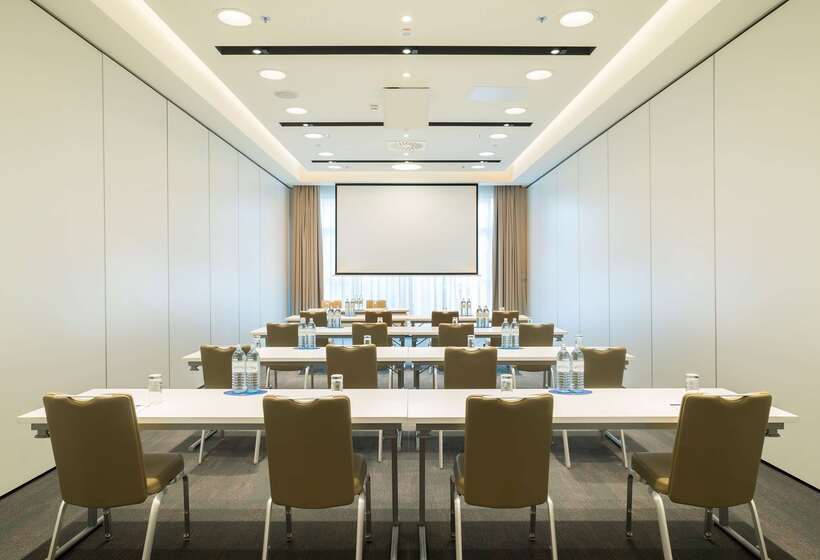 호텔 NH Danube City