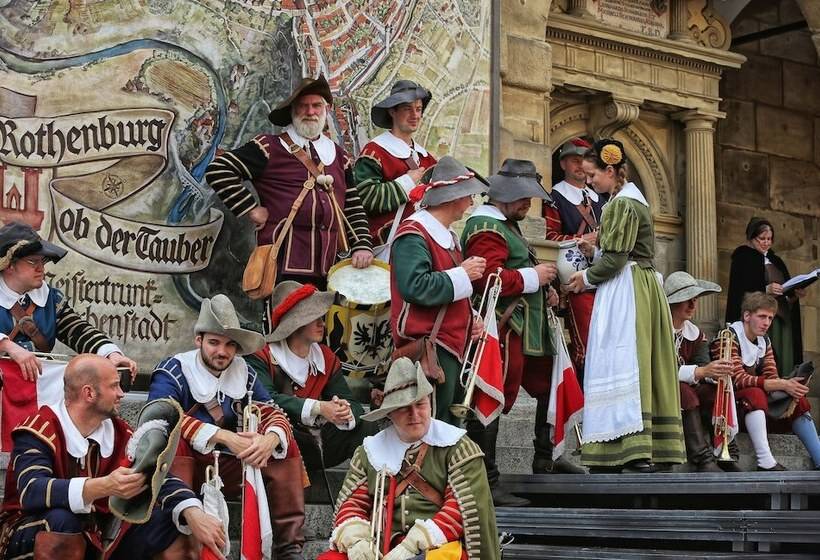 Otel Rappen Rothenburg Ob Der Tauber