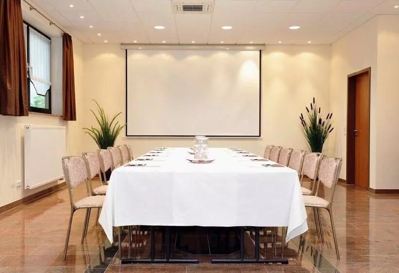 ホテル Rappen Rothenburg Ob Der Tauber