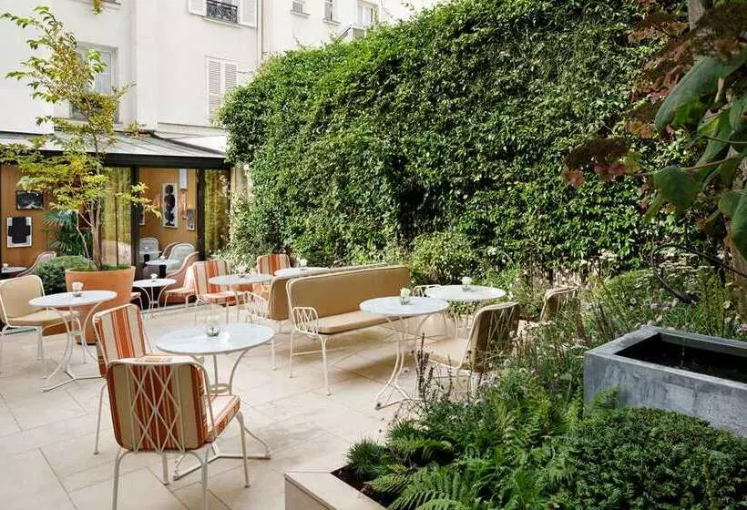 Le Belgrand Hotel Paris Champs Elysees, Tapestry By Hilton