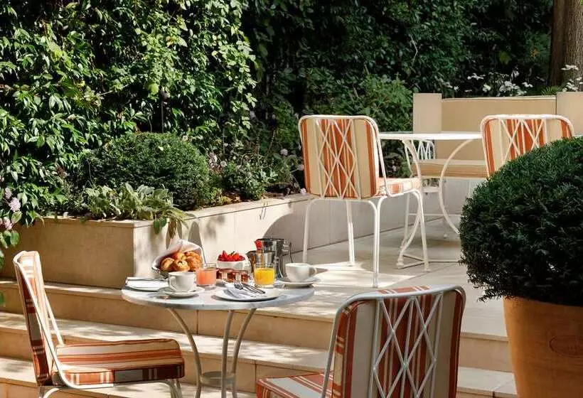 Le Belgrand Hotel Paris Champs Elysees, Tapestry By Hilton