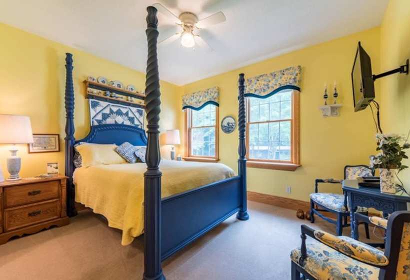 Bear Creek Farm Bed And Breakfast