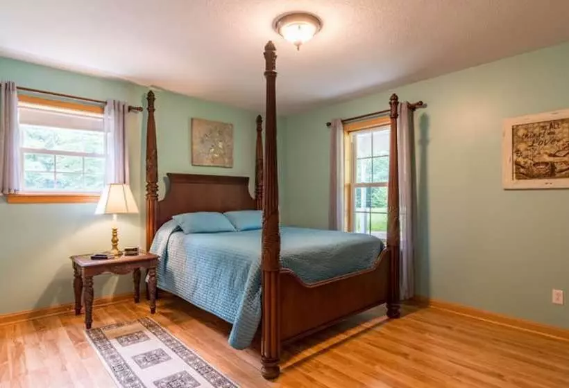 Bear Creek Farm Bed And Breakfast