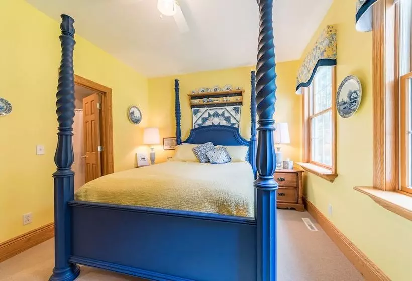 Bear Creek Farm Bed And Breakfast