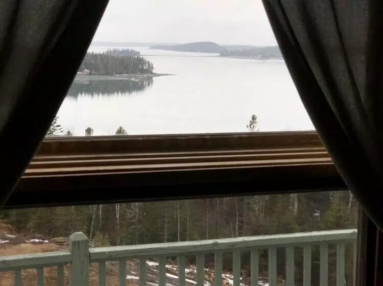 Aamiaismajoitus (B&B) Bluff House Inn