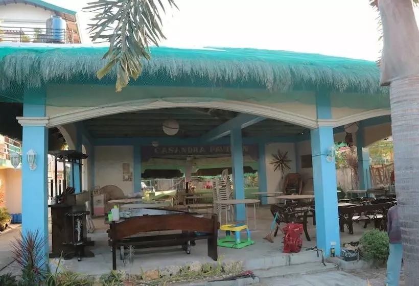 Hotelli Doña Josefa Aquino Beach Resorts