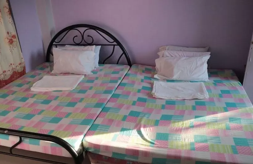 Hotelli Doña Josefa Aquino Beach Resorts