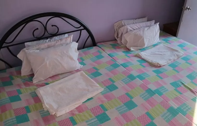 Hotelli Doña Josefa Aquino Beach Resorts