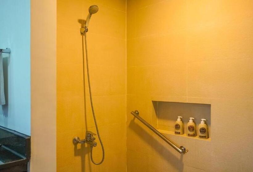 هتل Hijo Resorts Davao