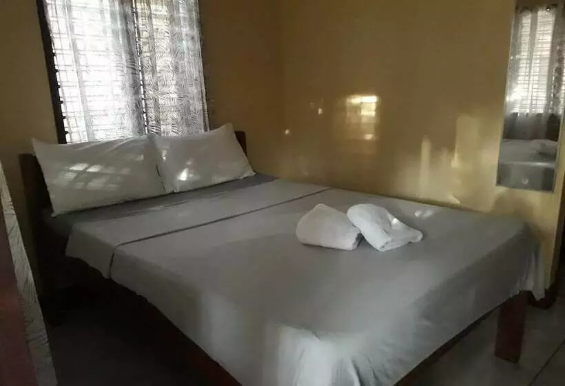 ホテル Port Barton Diy