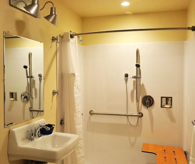 Mcallister Inn & Lodging