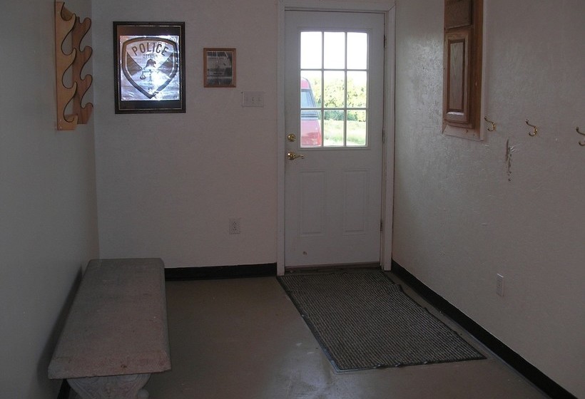 Middle Of Nowhere Ranch