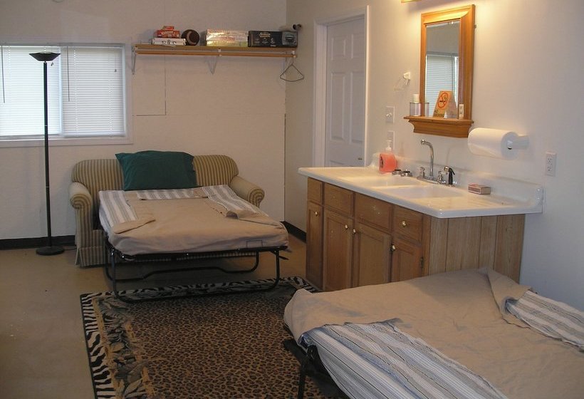 Middle Of Nowhere Ranch