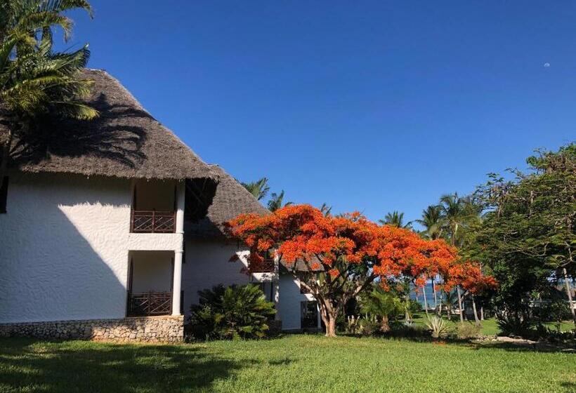 Bluebay Beach Resort & Spa