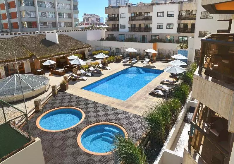 Golden Beach Resort & Spa