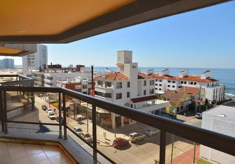 Golden Beach Resort & Spa