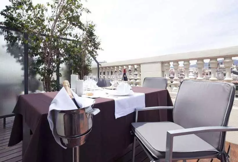 Отель Acta Atrium Palace