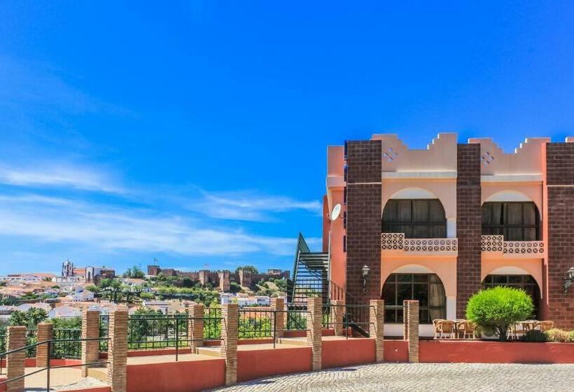 هتل Colina Dos Mouros