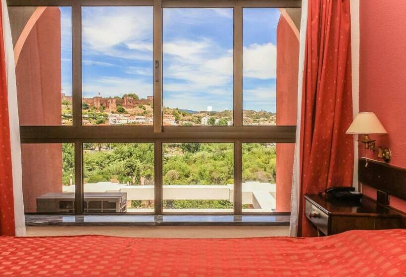 هتل Colina Dos Mouros