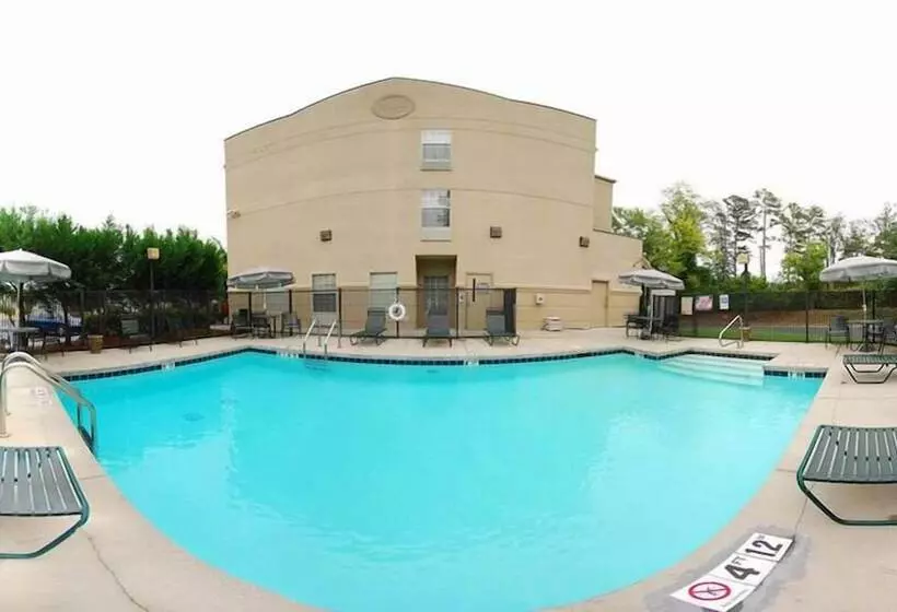 בית מלון כפרי Comfort Inn Birmingham  Irondale