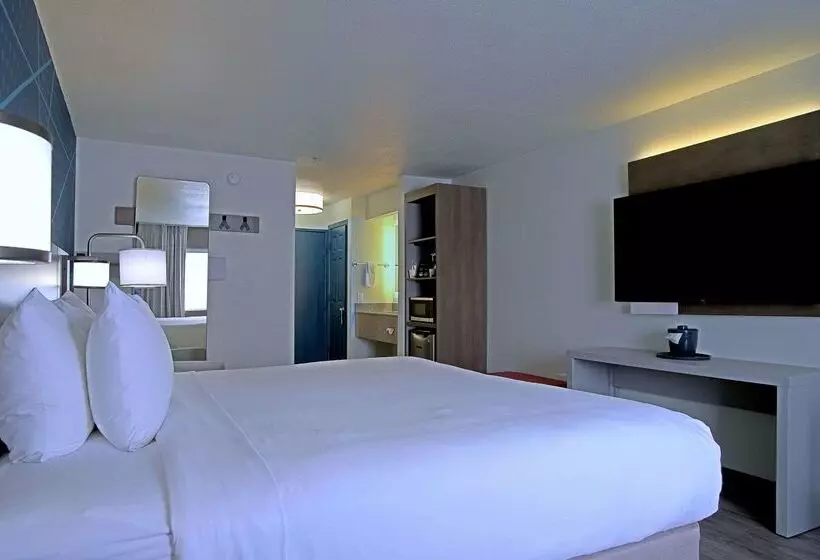 هتل Comfort Inn & Suites Sierra Vista Near Ft Huachuca