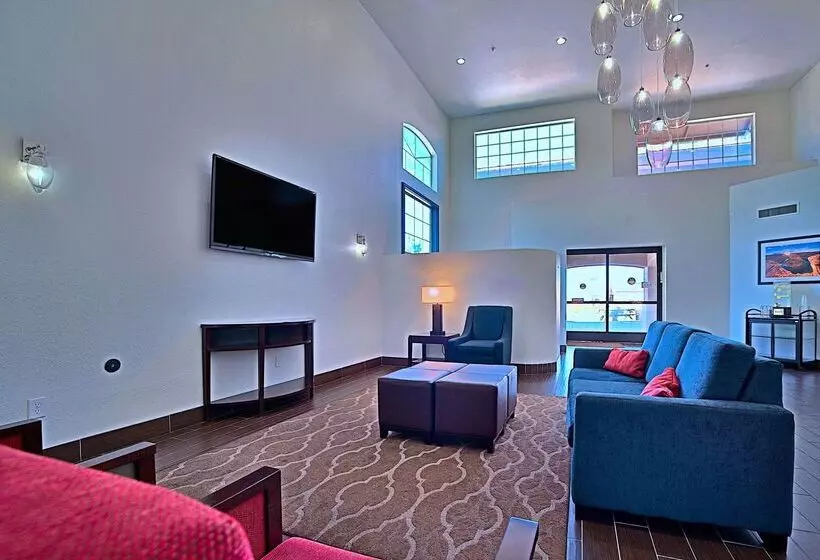هتل Comfort Inn & Suites Sierra Vista Near Ft Huachuca