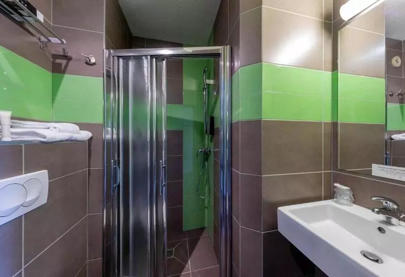 Logis Hotel Noemys Pont De L Etoile