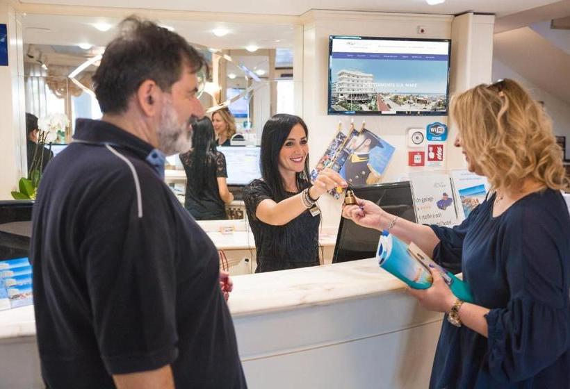 Des Nations   Vintage Hotel Sul Mare