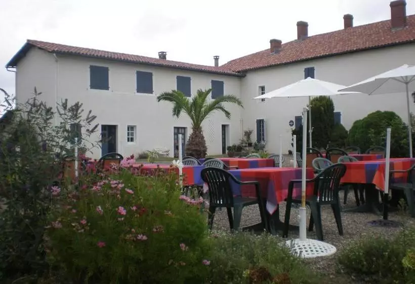 فندق Hôtelrestaurant Le Domaine De Testelin