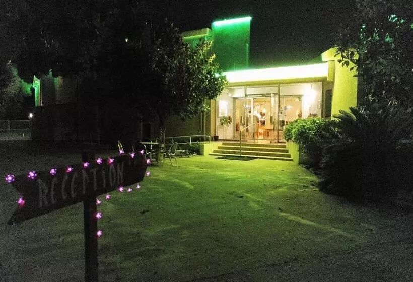 Отель Hostellerie Saint Benoît