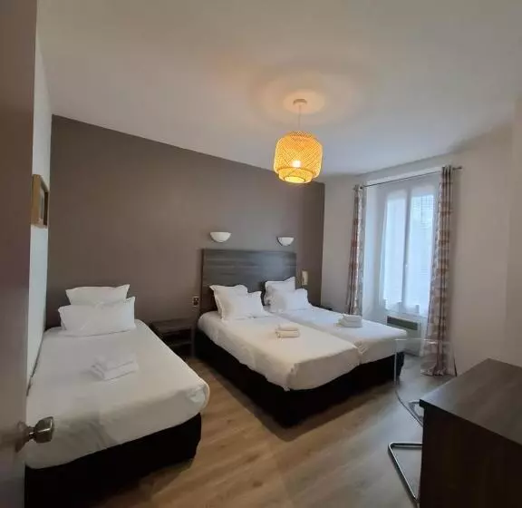 Отель Hôtel Du Château