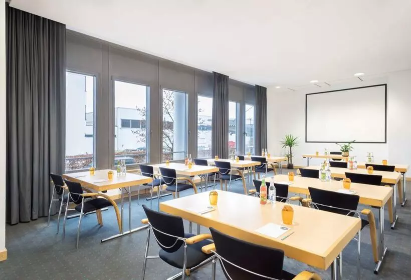 בית מלון כפרי Four Munich Neue Messe