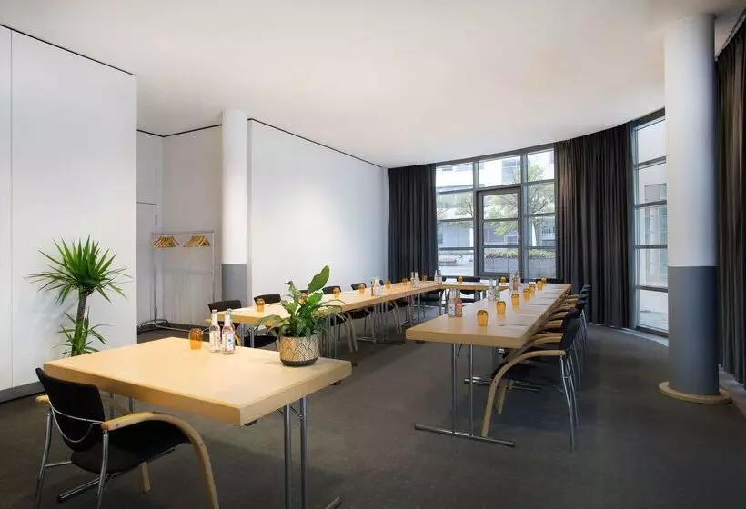 בית מלון כפרי Four Munich Neue Messe